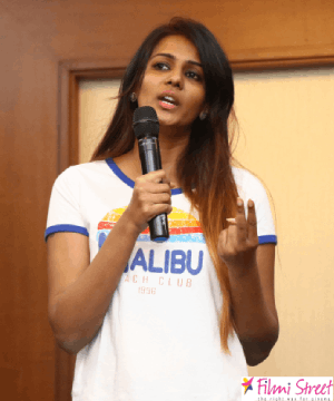 நான் என்ன பாவம் செய்தேன் என்று எனக்கு தெரியவில்லை. தொடர்ந்து மிரட்டல் வந்து கொண்டிருக்கிறது – மீரா மிதுன்