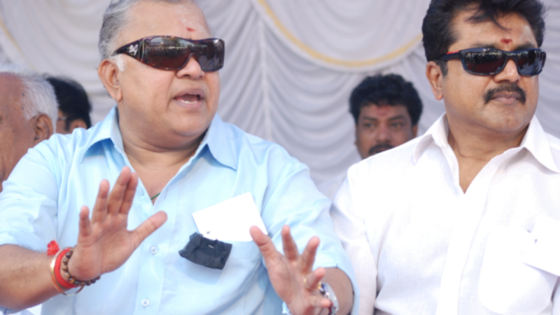 தென்னிந்திய நடிகர் சங்க நில மோசடி வழக்கில் ஜாமீன் மனு தள்ளுபடி ராதாரவி சரத்குமார் எந்த நேரத்திலும் கைதாகலாம்?
