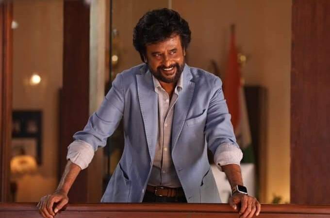 மரண மாஸ் காட்டும் சூப்பர் ஸ்டாரின் ‘தர்பார்’ ஸ்டில்ஸ் வெளியானது