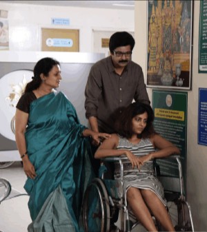 போதையின் கொடூர பிடியில் இருபவர்களை காப்பாற்ற வரும் படம் தான் “ கோலா “
