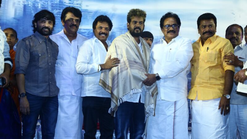 இப்ப சினிமா ரொம்ப கஷ்டத்துல இருக்கு பெரிய நடிகர்கள் பெரிய இயக்குநர்கள் எல்லாம் சம்பளத்தை குறைக்க வேண்டும் படைப்பாளன் இசை வெளியீட்டு விழாவில் எஸ்.திருநாவுக்கரசர் பேச்சு  