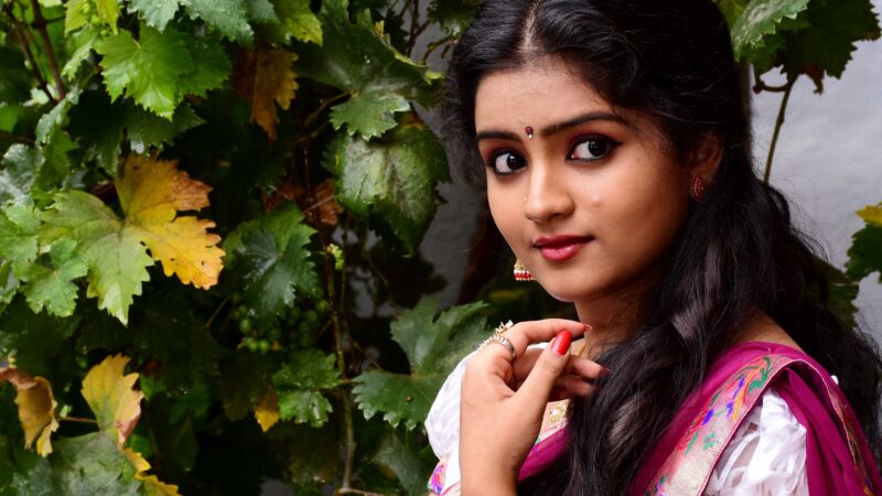விமல் நடிப்பில் புதிய கதைக் களத்துடன் துவங்கயிருக்கும் “சோழ நாட்டான்” படத்தில் பிரபல தெலுங்கு நடிகை “கார்ரொன்யா கேத்ரின்”