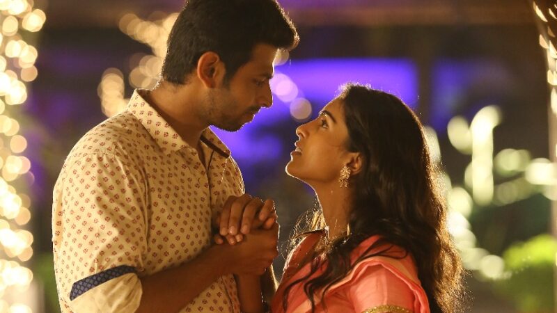 கெளதம் வாசுதேவ் மேனனின் காந்தக் குரலில் ஆன்மாவைத் தொடும் ‘உயிரே வா’ பாடல்