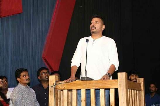 எந்திரன்’ திரைப்படத்தின் கதை விவகாரம் – ஷங்கர் நேரில் ஆஜராக உத்தரவு