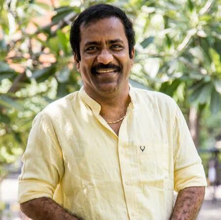 பிரபல நகைச்சுவை நடிகருக்கு டாக்டர் பட்டம்
