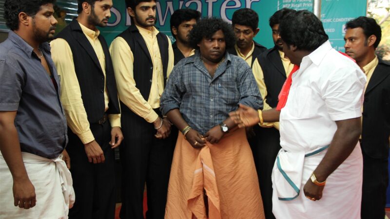 நவம்பர்  8 ம் தேதி வெளியாக உள்ளது “ பட்லர் பாலு “  தமிழகமெங்கும் முகேஷ் பிலிம்ஸ் வெளியிடுகிறது