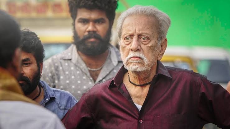 மூத்த கலைஞர் சாருஹாசனுக்கு வாழ்நாள் சாதனையாளர் விருது வழங்க தமிழக முதல்வருக்கு கோரிக்கை வைத்த பிரபல இயக்குனர் !