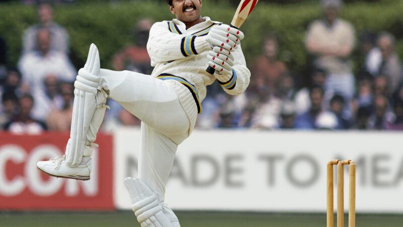 Ranveer Singh’s uncanny resemblance to Kapil Dev in ’83 in the iconic Natraj pose will give you chills!