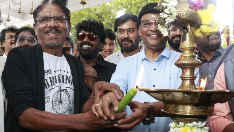 November Mazhaiyil Naanum Avalum Movie Pooja Stills