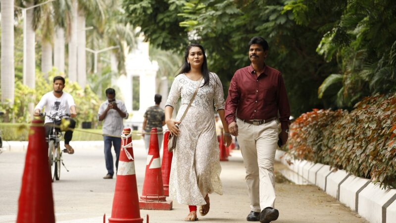சாலை பாதுகாப்பை உணர்த்தவரும் ” பச்சை விளக்கு “