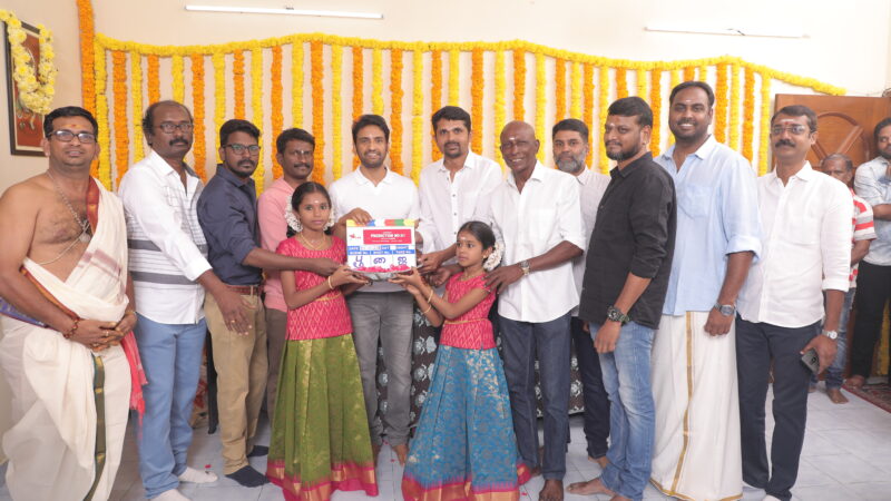 மீண்டும் இணைந்த வெற்றி கூட்டணி: சந்தானம் – ஜான்சன்.கே – சந்தோஷ் நாராயணன்