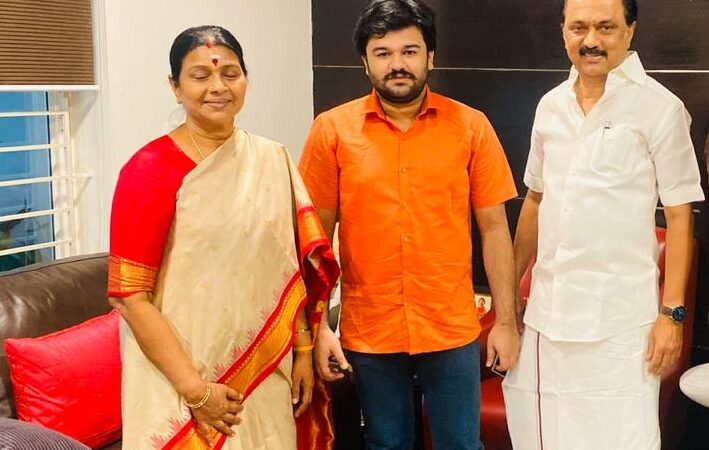 கட்டுமரமாய் திரைப்படக் குழுவினரை திமுக தலைவர் திரு மு.க.ஸ்டாலின் அவர்கள் நேரில் அழைத்து வாழ்த்தினார்…!