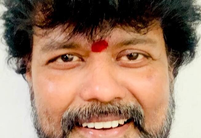 ஊரடங்கு உத்தரவு பிறப்பித்துள்ள நாள் முதல் சத்தம் இல்லாமல் நிவாரணம் உதவி செய்து வருகிறார். நடிகர் ஸ்ரீமன்