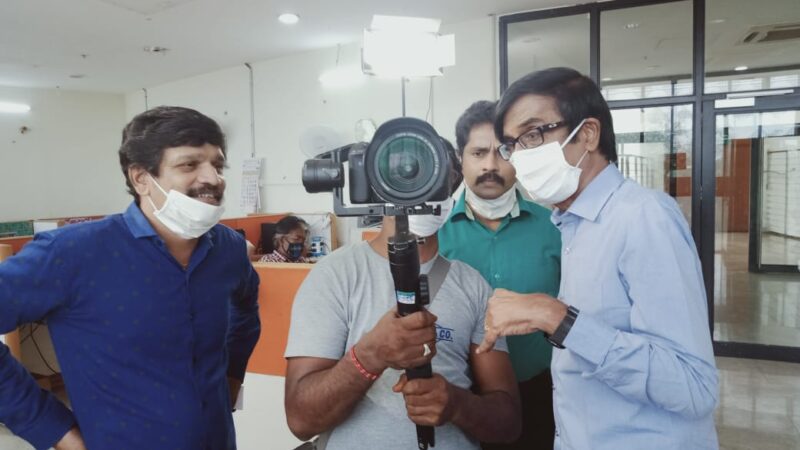 தமிழக அரசு விளம்பரப் படங்களை இயக்கும் “கட்டில்” திரைப்பட இயக்குனர்