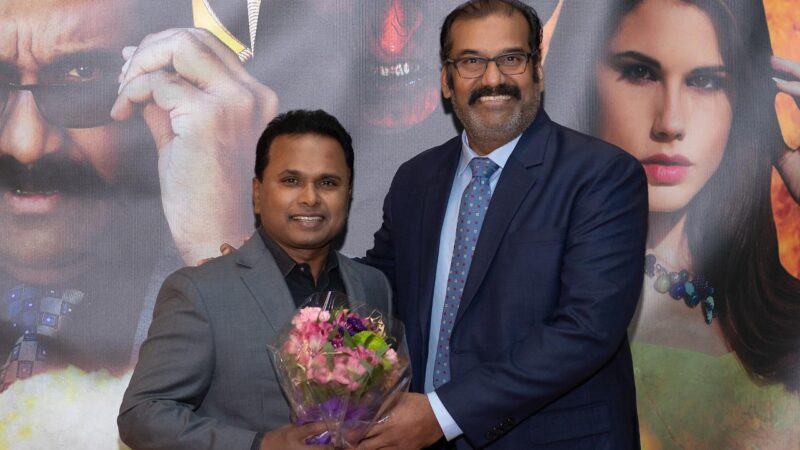 டெல் கணேசன் தயாரிப்பில், நடிகர் நெப்போலியனின் நடித்த முதல் ஆங்கிலப் படம் ‘டெவில்ஸ் நைட்’