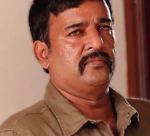 மலையாள திரைப்பட வில்லன் நடிகர் அனில் முரளி காலமானார்.
