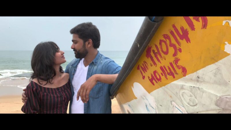 திரு எஸ்.ஆர். கதிர் இப்பாடலை எந்த ஒரு தொழில் உபகரணங்களும் இன்றி தனது i phone ஐ மட்டும் வைத்து படமாக்கியுள்ளார்.