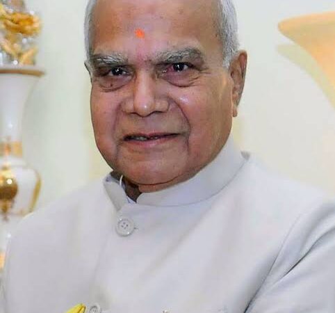 தமிழக ஆளுநர் பன்வாரிலால் புரோகித்துக்கு கொரோனா வைரஸ் நோய் தொற்று உறுதி செய்யப்பட்டுள்ளது.