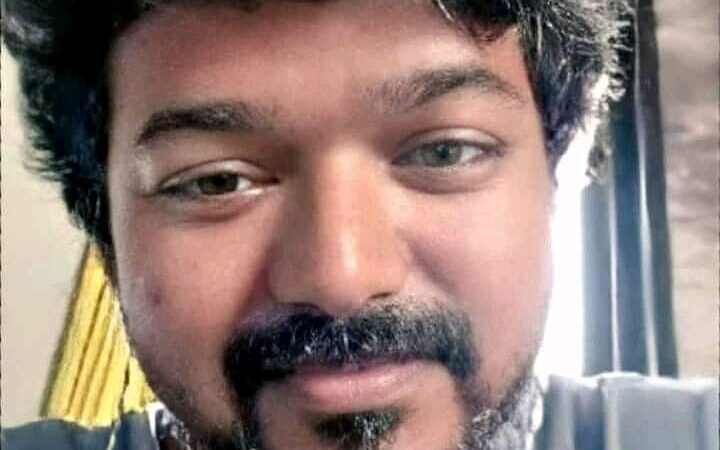 நண்பர்களை மறக்காமல் நண்பர்கள் தினத்தை கொண்டாடிய தளபதி விஜய்.!