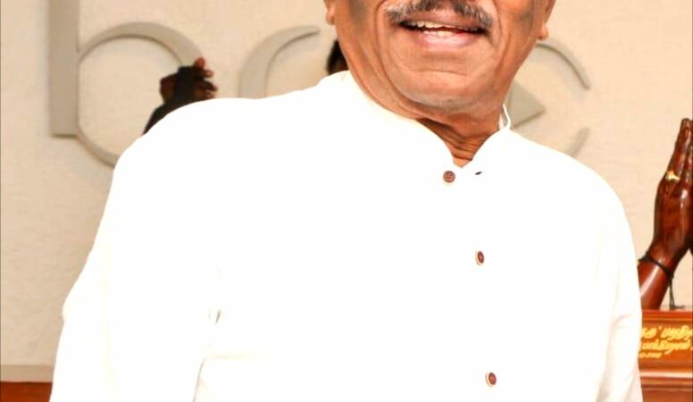 பிரபல பின்னணி பாடகர் பாலசுப்பிரமணியத்திற்கு முழு அரசு மரியாதை அறிவித்த மாண்புமிகு தமிழக முதல்வர் அவர்களுக்கு தமிழக திரை உலகின் சார்பாக நன்றி நன்றி நன்றி இயக்குநர் இமயம் பாரதிராஜா.