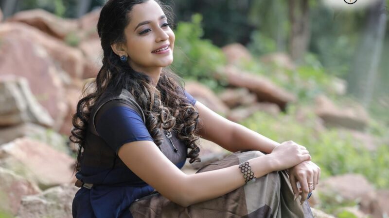 ACTRESS ABARNATHI LATEST STILLS.
