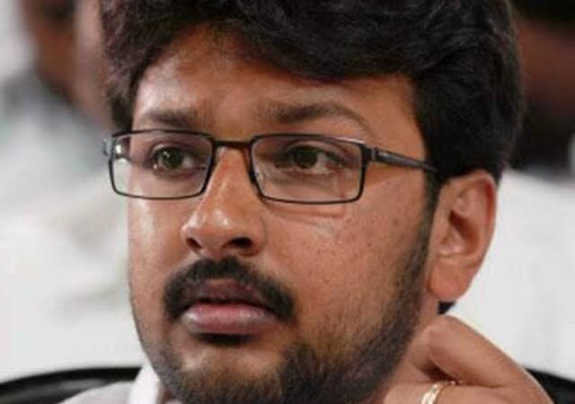 Producer Daya Nidhi Azhagiri became the Director!