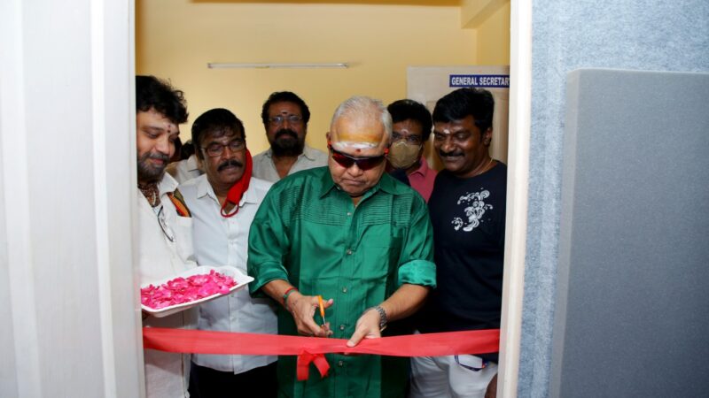 சௌத் இண்டியன் சினி டிவி ஆர்டிஸ்ட்ஸ் அண்டு டப்பிங் ஆர்டிஸ்ட்ஸ் யூனியனில் “எஸ்பிபி ஸ்டூடியோ” என்ற பெயரில் டப்பிங் ஸ்டுடியோவை திறந்துவைத்தார் தலைவர் டத்தோ ராதாரவி