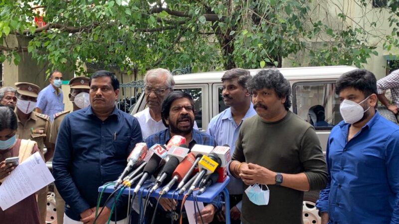 நடைபெற்ற தமிழ் திரைப்பட தயாரிப்பாளர்கள் சங்க தேர்தலில் முறைகேடு நடந்திருப்பதாக விளக்கம் கேட்கும் டி ராஜேந்தர்