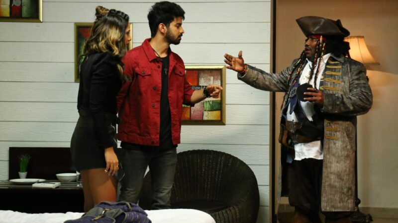 KETTAVANU PER YEDUTHA NALLAVANDA MOVIE STILLS