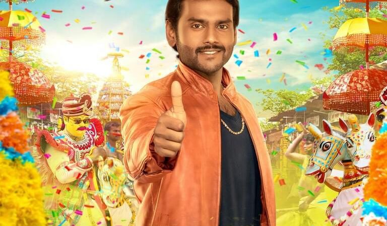 என் உயிர் தோழா FIRST LOOK போஸ்டரை இன்று தேமுதிக தலைவர் கேப்டன் விஜயகாந்த் தனது டுவிட்டர் பக்கத்தில் வெளியிட்டார்.
