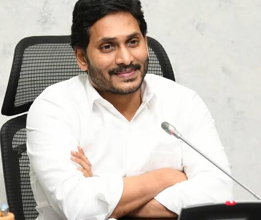ஆந்திரா திரையரங்குகளுக்கு 3 மாத மின் கட்டணம் முழுமையாக ரத்து.! திரையரங்குகளுக்கு ரூ.10 லட்சம் வரை கடனுதவி வழங்கப்படும் ஆந்திர முதல்வர் ஜெகன் மோகன் ரெட்டி அவர்கள் அறிவிப்பு!