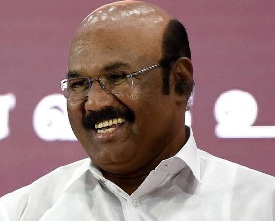 கலைஞர் கருணாநிதி வழியில் அமைச்சர் ஜெயக்குமார்….நம்ப முடியாத உண்மை!