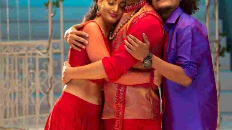 கலர்’ஃபுல்லாக மாறிய நடிகர் சந்தானத்தின் ‘சபாபதி’