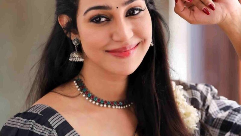 ACTRESS SHERIINA LATEST STILLS