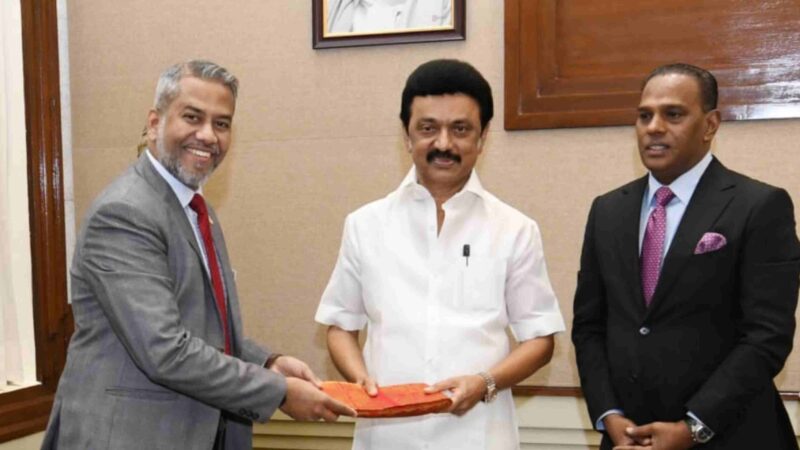 தமிழக முதல்வர் மு.க. ஸ்டாலின் அவர்களை மலேசிய மனிதவள அமைச்சர் டத்தோ ஸ்ரீ எம். சரவணன் சென்னையில் உள்ள முதல்வரின் அலுவலகத்தில் சந்தித்துப் பேசினார்.