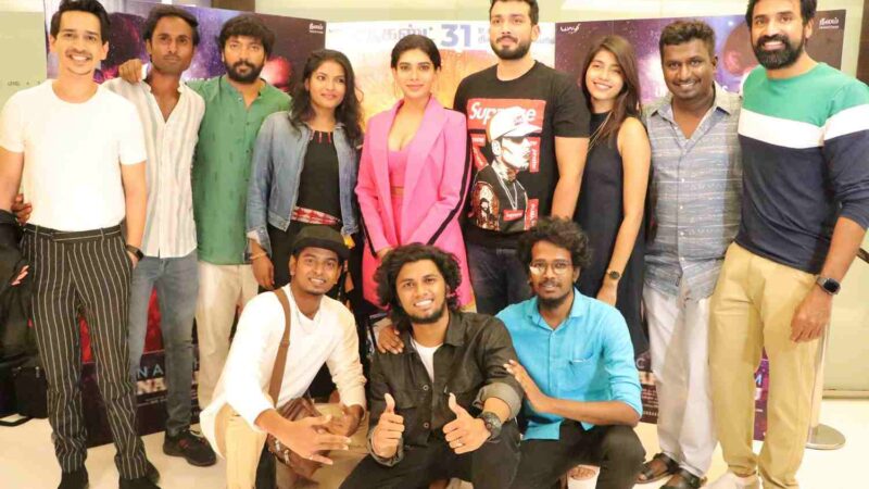 Natchathiram Nagargiradhu Premiere Show Stills