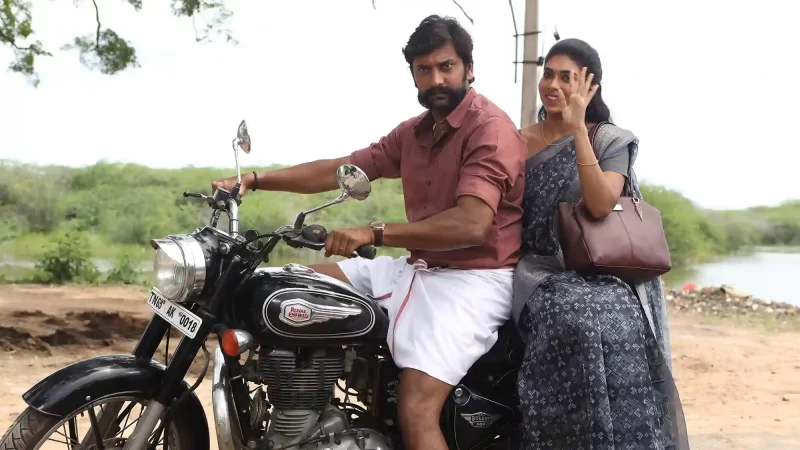 “Kazhuvethi Moorkan” Movie Stills