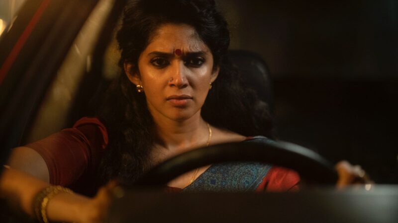 എനിക്കൊരുപാട് ഇഷ്ടപെട്ട സിനിമയാണ് കിംഗ് ഓഫ് കൊത്ത, എന്തിനാണ് ഈ സിനിമയെ ആക്രമിക്കുന്നത്? : നൈലാ ഉഷ!!