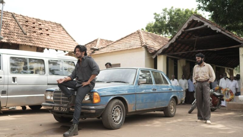 ആദ്യ ആഴ്ചയിൽ 36 കോടിയിൽപ്പരം കളക്ഷൻ നേടി ദുൽഖർ സൽമാന്റെ കിംഗ് ഓഫ് കൊത്ത രണ്ടാം വാരത്തിലേക്ക്!!