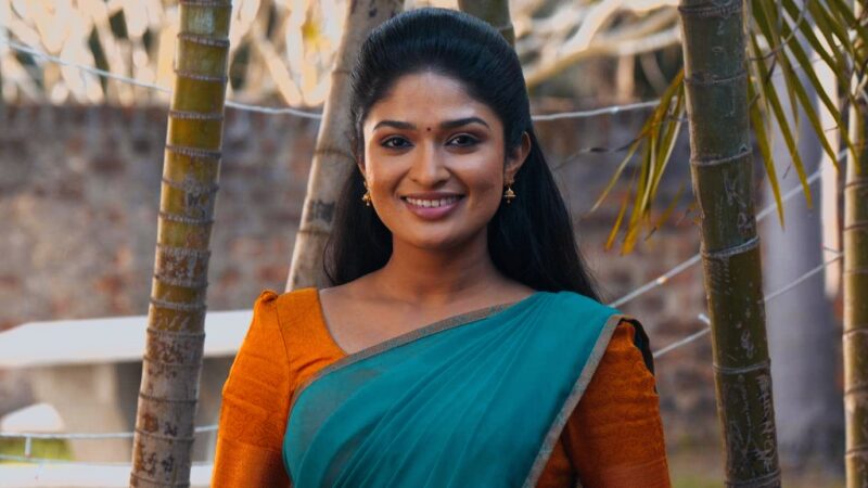 இயக்குநர் மணிபாரதி இயக்கத்தில் வெற்றிகரமாக ஒளிபரப்பாகிக் கொண்டிருக்கும் புதிய மெகாத் தொடரில் கதாநாயகியாக நிகிதா !