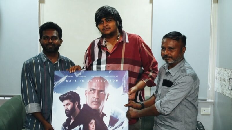 Director Karthik Subbaraj Unveils the First Look of ‘Game Play’ !!